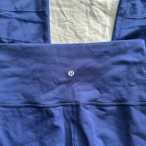 Lululemon Navy Blue 28” Leggings with Mesh Bandage Inlay - Size 8